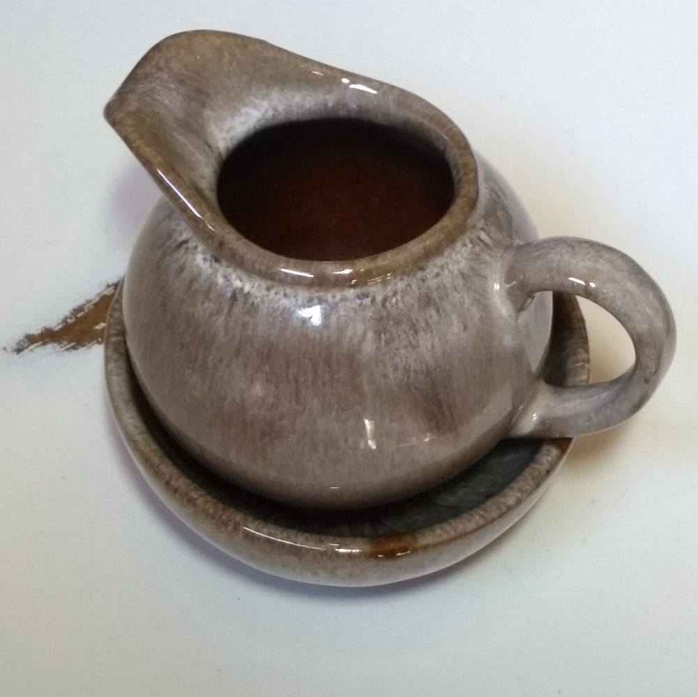 Artisan Craftsmanship | Mini Saucer & Pitcher Set - Picture 16 of 16